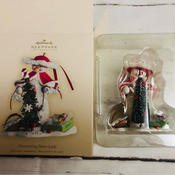 Hallmark Keepsake Christmas Tree Ornament Decorating Snow Lady - Picture 2 of 6
